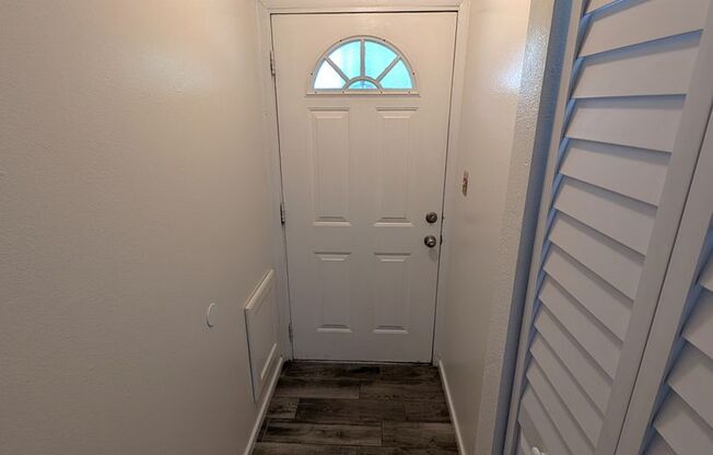 2 Bedroom Condo Unit in the Polynesian Paradise Community Near E McDowell Rd and N 68th St!