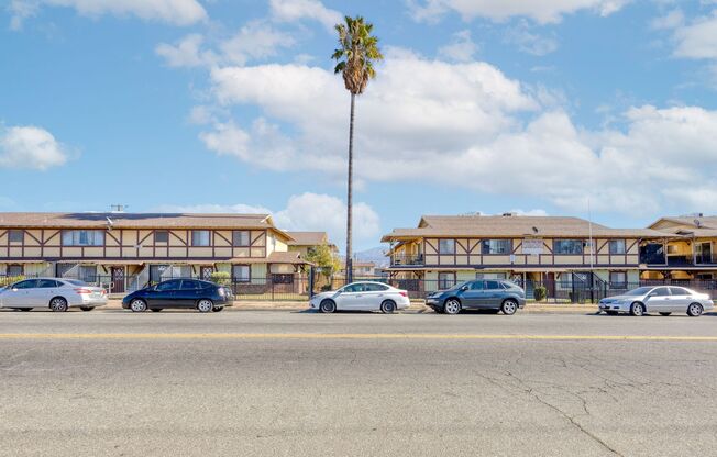 Golden Date Apartments