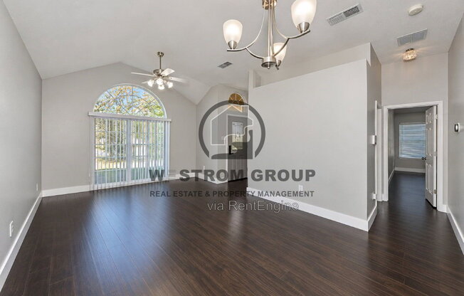 4 beds, 2 baths, 1,863 sqft, $2,345