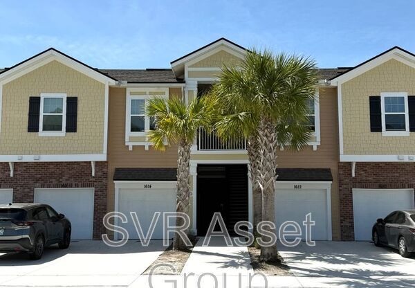 1521 GOLDEN LK LOOP ST