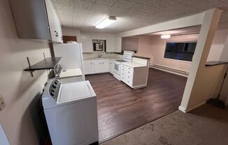 2 beds, 1 bath, $1,850