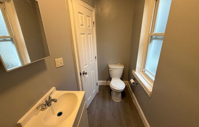 4320 Wyalusing Unit 2 – 2 Bedroom, 1 Bathroom in East Parkside