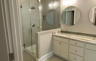3 beds, 2.5 baths, $2,900
