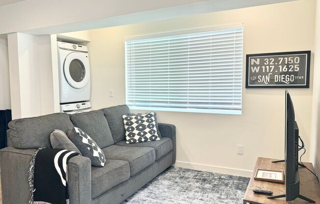 Welcome Surf House Villas E, a newly renovated luxury apartment community in the heart of Pacific Beach, San Diego.