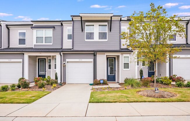 Comfort, Style & Location—Your 3BR Charlotte Townhome Awaits!