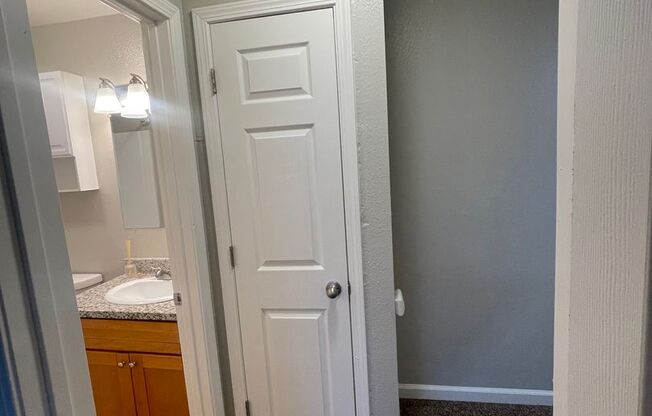 1 bed, 1 bath, 575 sqft, $1,350, Unit 59
