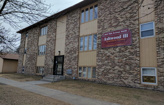 Ashwood III Apartments