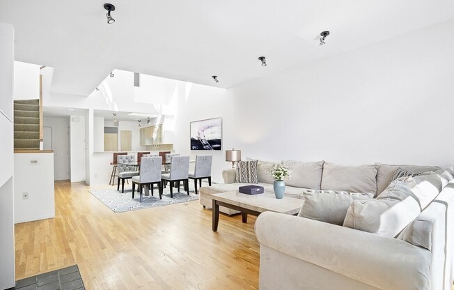 14 CHAUNCY ST