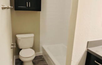 1 bed, 1 bath, 746 sqft, $825, Unit 109