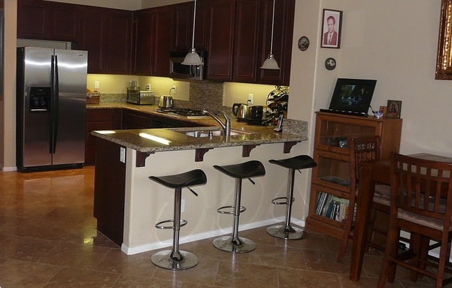 Beautiful, Must See 3 Bed, 2.5 Bath Town Home in Pacific Highlands Ranch!