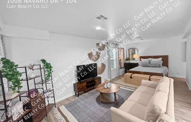 1008 NAVAHO DR