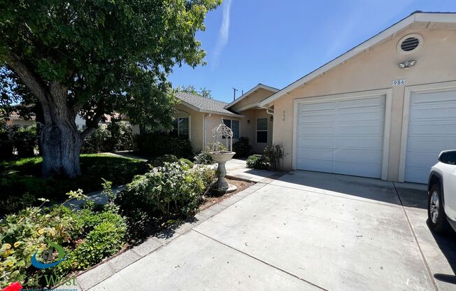 $5800 - Spacious 5 Beds 4 baths with large back yard near Apple HQ (shared single car garage unit on right side)!