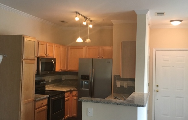 2 beds, 2 baths, $1,550, Unit #301