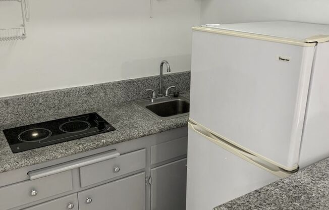 Studio, 1 bath, $1,490