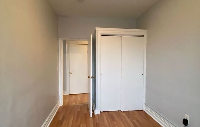 1 bed, 1 bath, $1,600, Unit 14