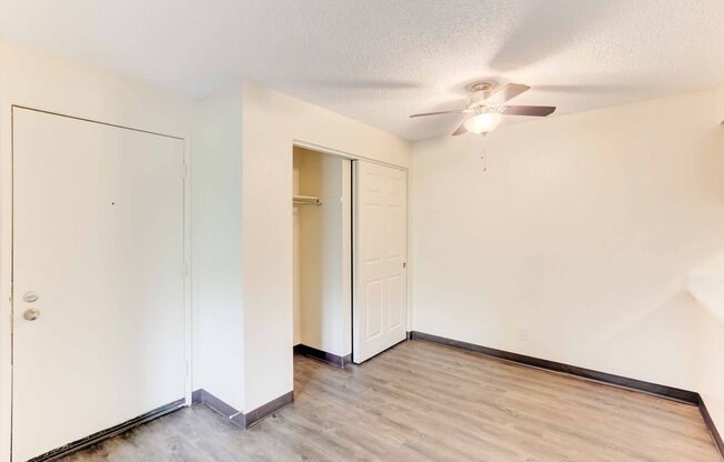 1 bed, 1 bath, 670 sqft, $1,600, Unit 10-308