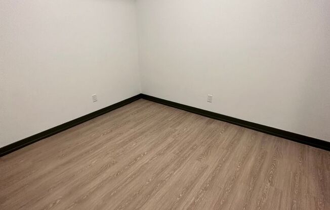1 bed, 1 bath, 1,050 sqft, $1,950, Unit 2219-028