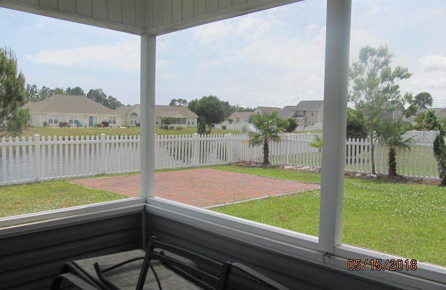 3 beds, 2 baths, $1,800