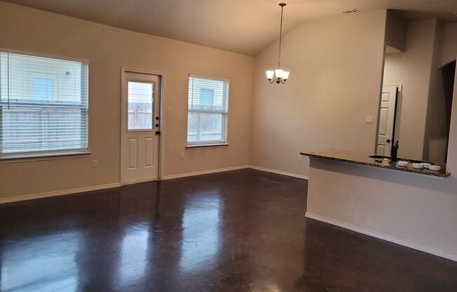 3 Bedroom, 2 Bathroom Duplex in New Braunfels!