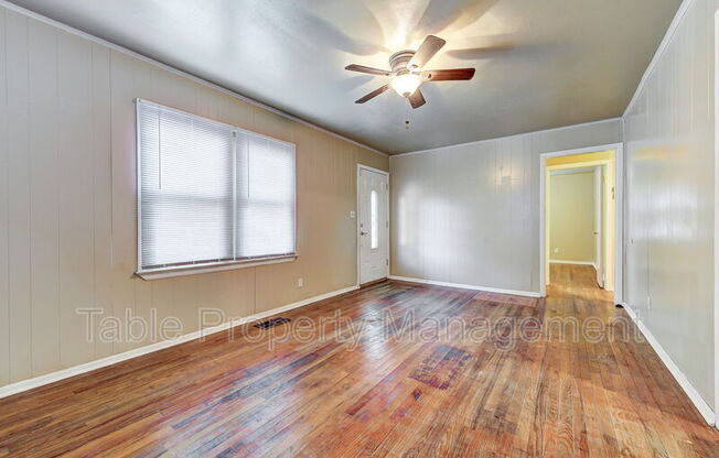 536 SW 48 ST