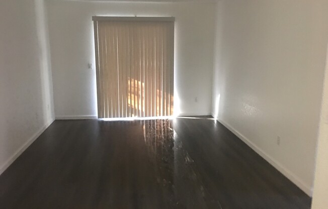 2 beds, 1 bath, 825 sqft, $1,695, Unit 0125