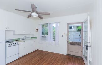 Moilili - ground floor 1 bedroom, 1 bath, no parking.