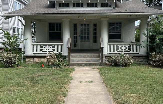 COMING SOON! 3 Bed 1 Bath Home near UMKC! $1575.00