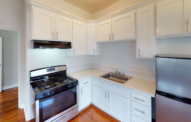 Budlong Apartments...Newly Renovated One Bedroom...Hardwood Floors!