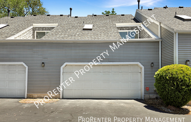 975  E Essex Court Way #4 6950 S