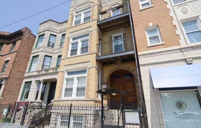 3044 North Ave.