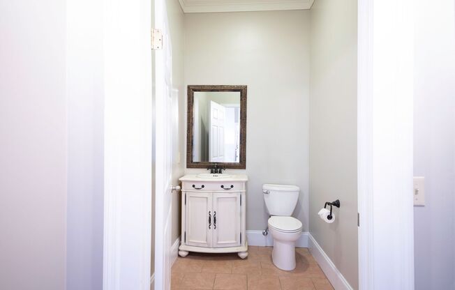 Awesome loft in Downtown Opelika!