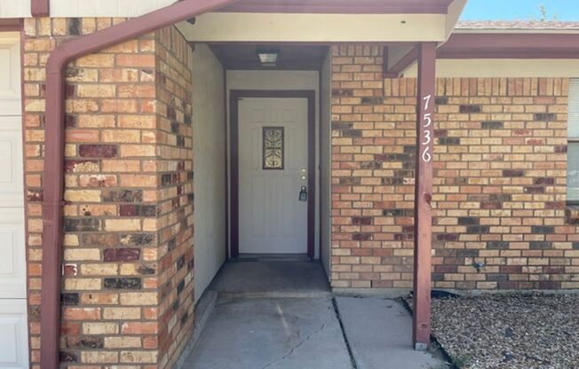 7536 Meadowlark Lane N, Watauga, Texas 76148
