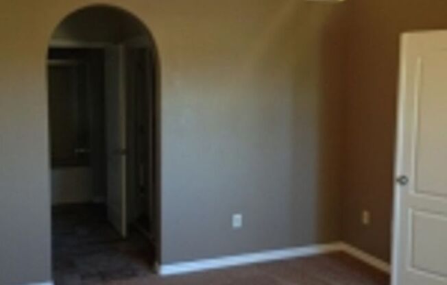2 beds, 2 baths, $2,000, Unit # 257