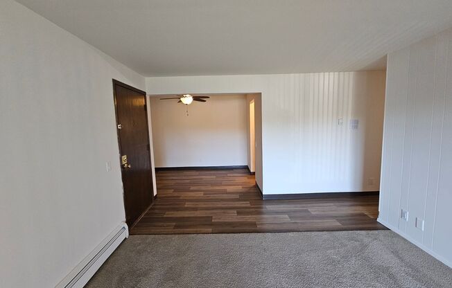 2 beds, 1.5 baths, 950 sqft, $1,425, Unit 17 - 102