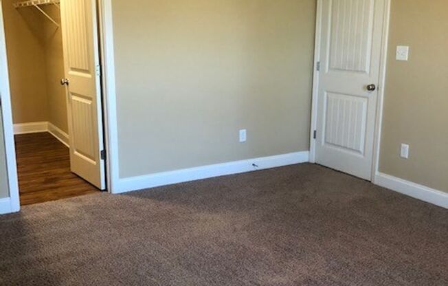 1 bed, 1 bath, 808 sqft, $675, Unit G4