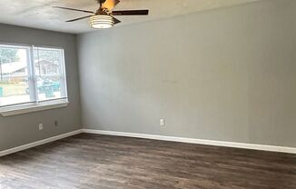 3 beds, 1 bath, $975