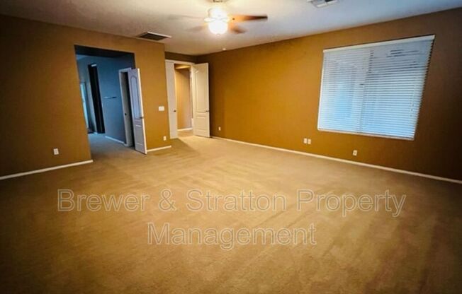 4 beds, 2 baths, 2,711 sqft, $2,695