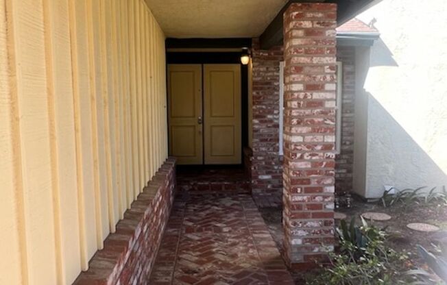 Beautiful 3 Bedroom, 2 Bathroom Sylmar Home! Ready for Move-In!