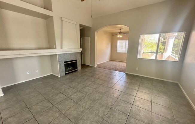 2 beds, 2 baths, $1,650, Unit UNIT 2011