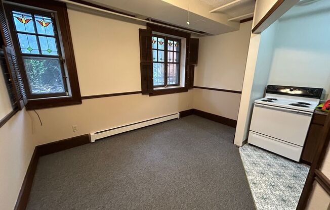 #362 BROADMORE APARTMENTS