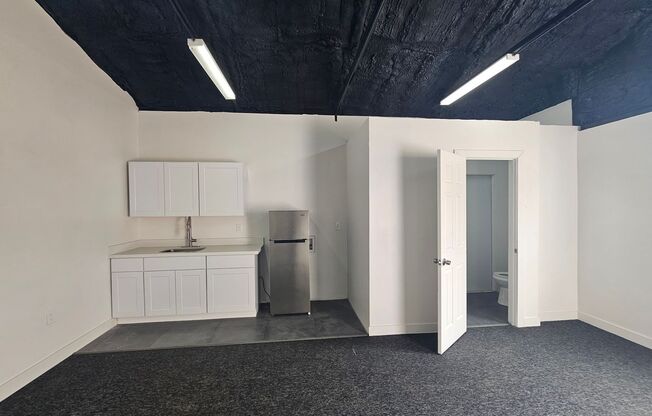 DETACHED ONE BEDROOM CASITA ON HORSE PROPERTY