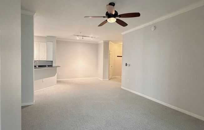 3 beds, 2 baths, $1,950, Unit UNIT 1724