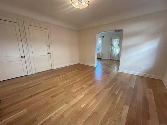 2 beds, 1 bath, 1,200 sqft, $2,999