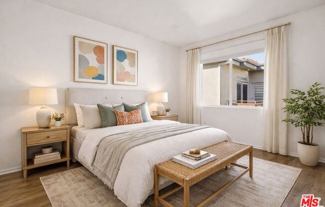 13200 Pacific Promenade