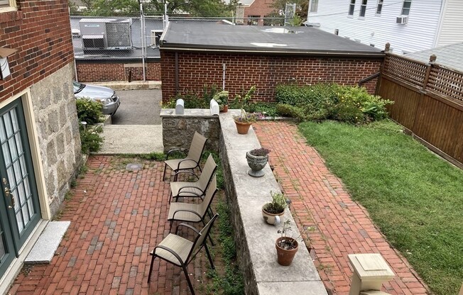 6 Highland Ave