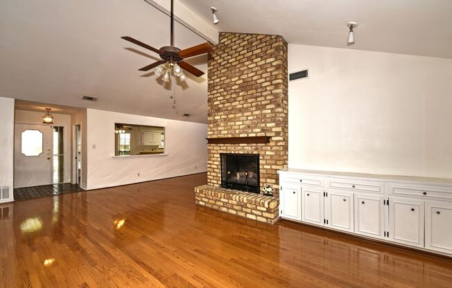 Lovely garden home in great location