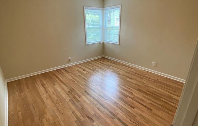 Charming 3 Bed, 1 Bath Home in Menlo Park's Desirable Willows