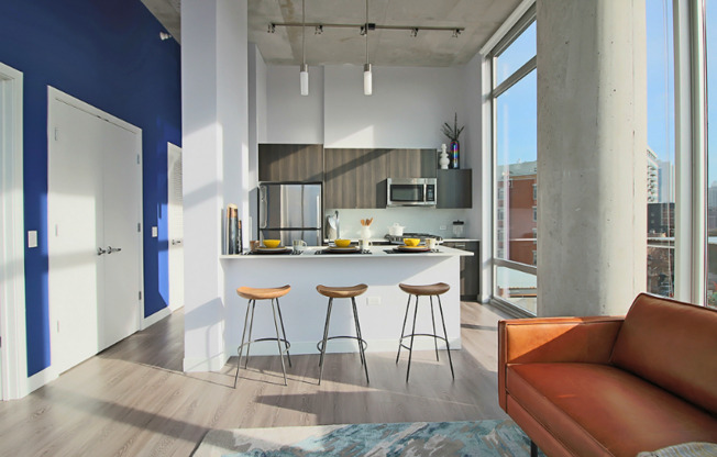 720 N MORGAN