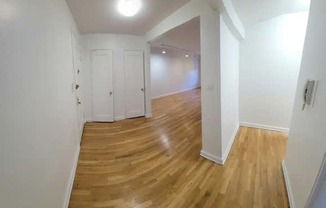 1 bed, 1 bath, $2,000, Unit 5F