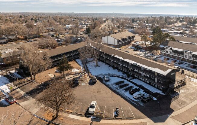 2 beds, 1 bath, $999, Unit Unit 202